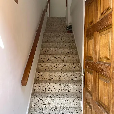 Vivienda Turistica Juliana Apartment *
